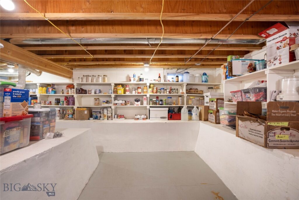 3227 Shooting Star Lane, Bozeman MT 59715