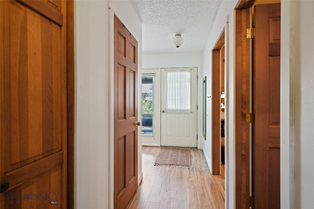 206 Pioneer Way, Bozeman MT 59715