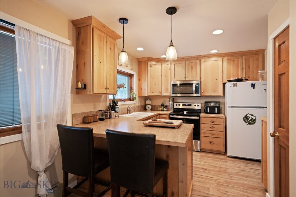 206 Pioneer Way, Bozeman MT 59715