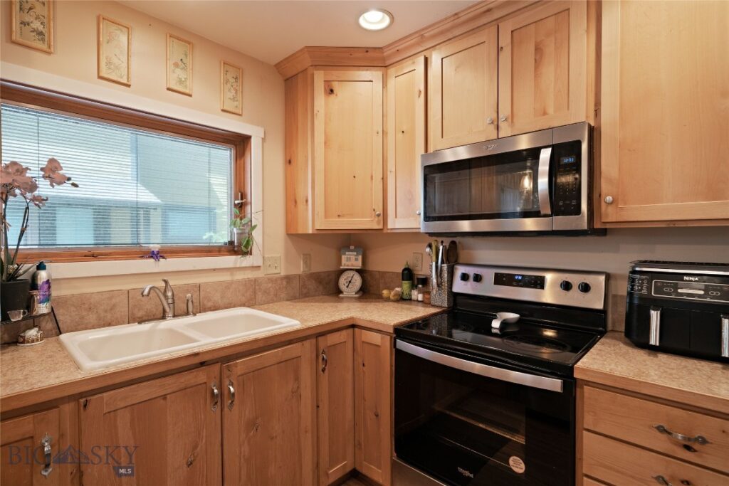 206 Pioneer Way, Bozeman MT 59715