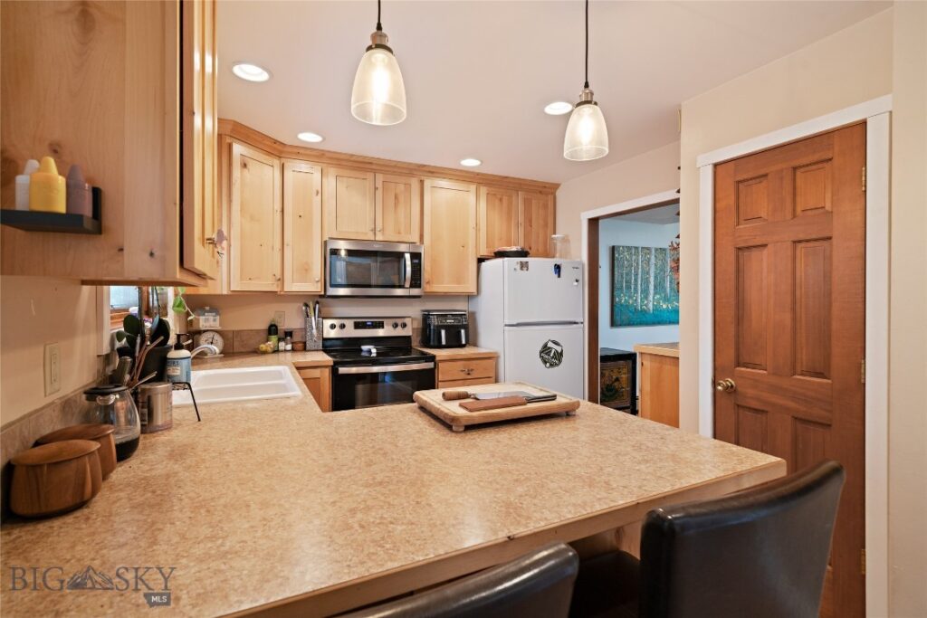 206 Pioneer Way, Bozeman MT 59715