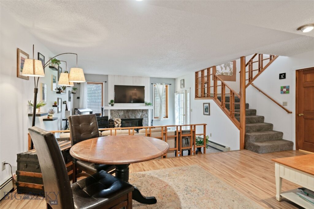 206 Pioneer Way, Bozeman MT 59715