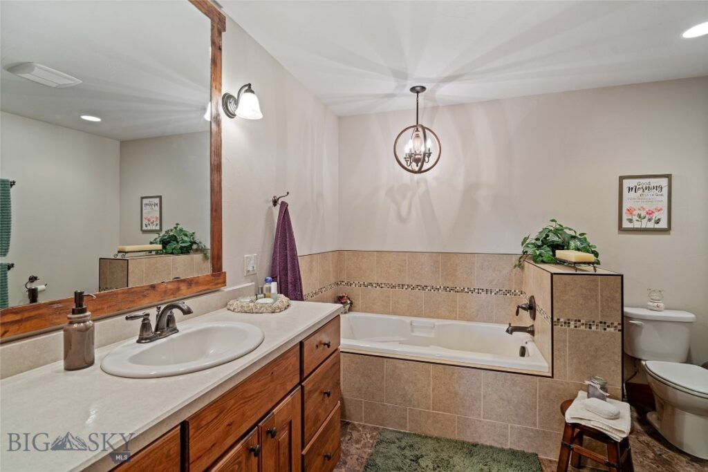 525 Colt Road, Bozeman MT 59715