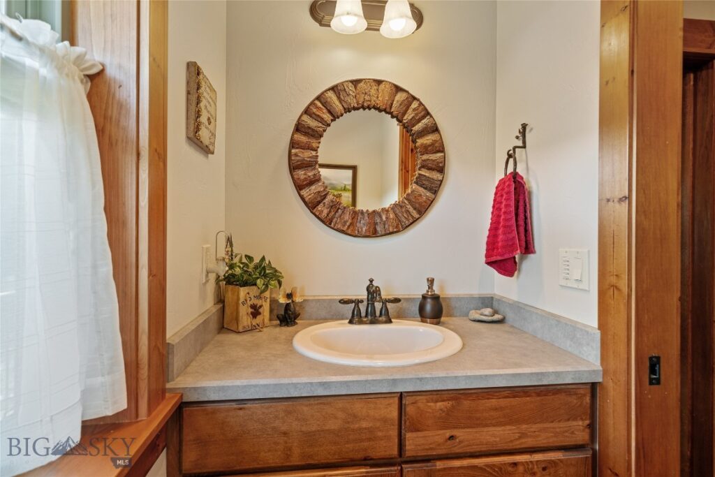 525 Colt Road, Bozeman MT 59715