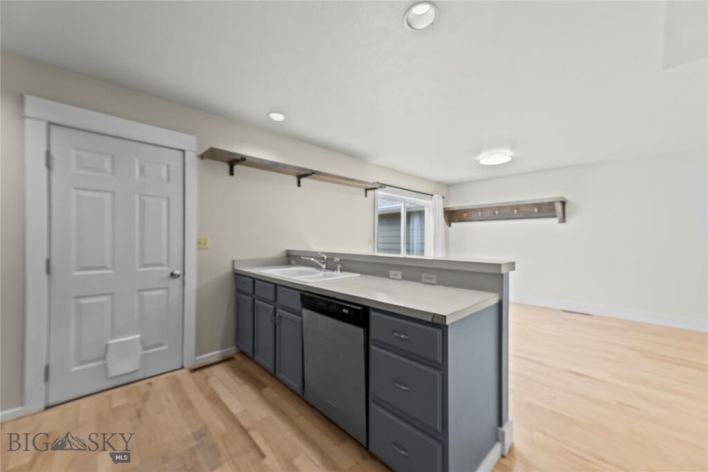 112 E College Street, Bozeman MT 59715