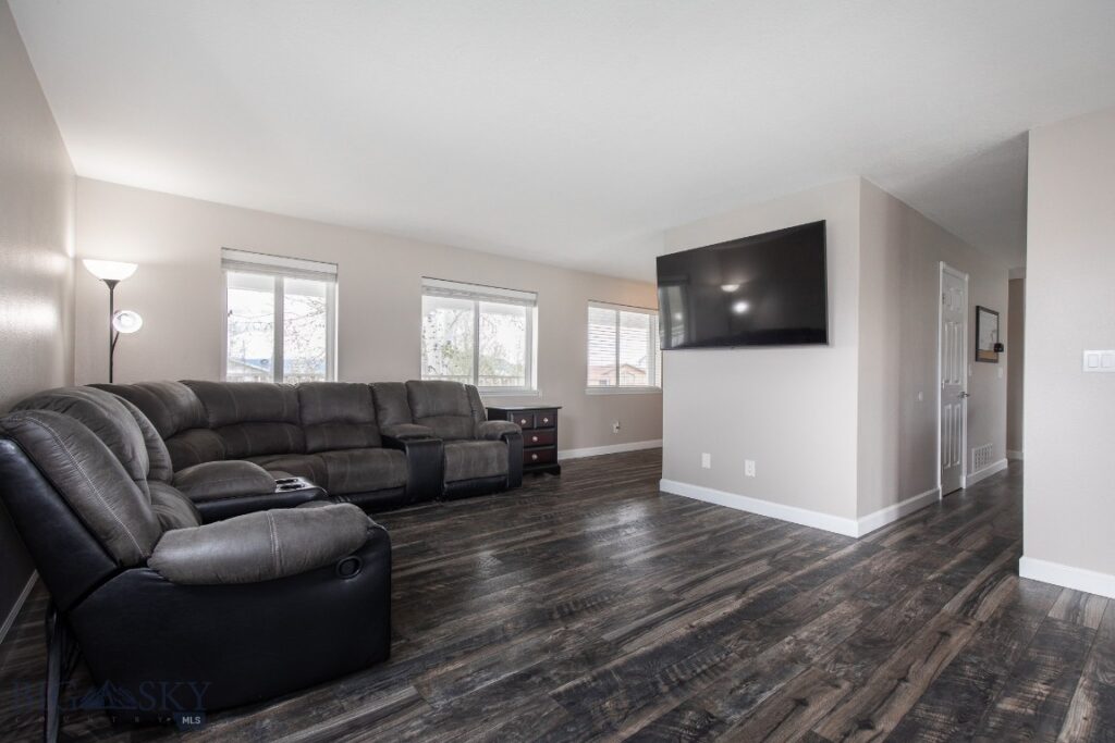 8116 Alamosa Circle, Bozeman MT 59718