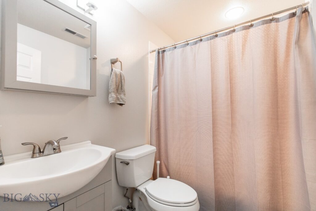 8116 Alamosa Circle, Bozeman MT 59718