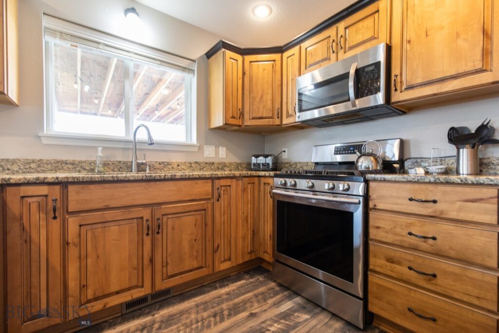 8116 Alamosa Circle, Bozeman MT 59718