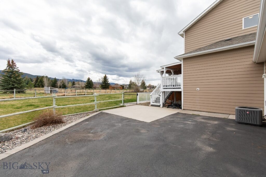 8116 Alamosa Circle, Bozeman MT 59718