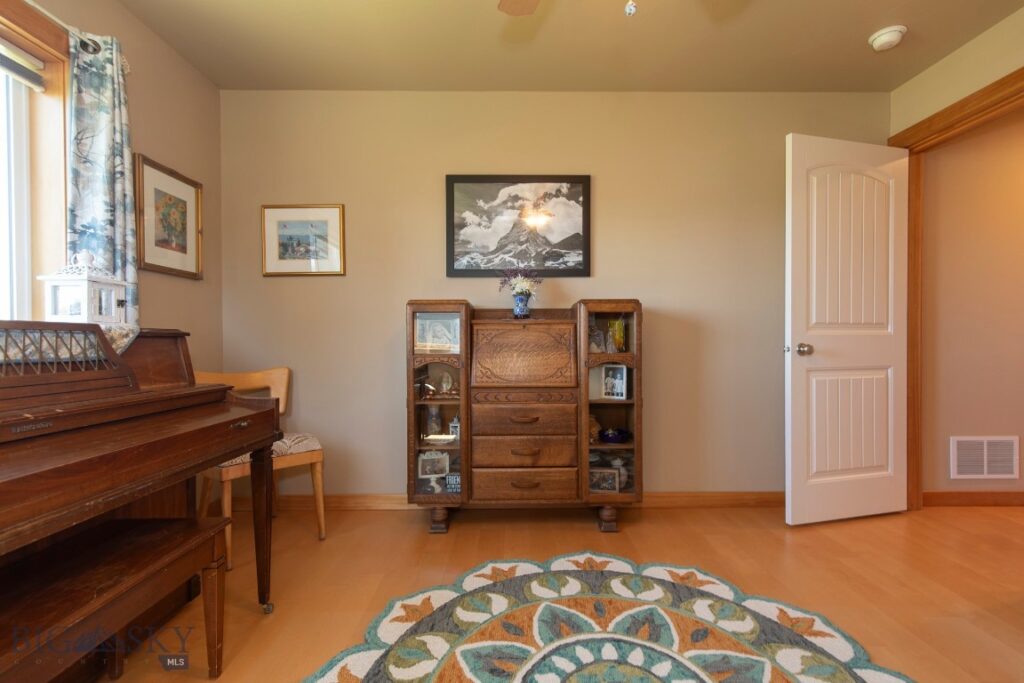 516 Circle F Trail, Bozeman MT 59718