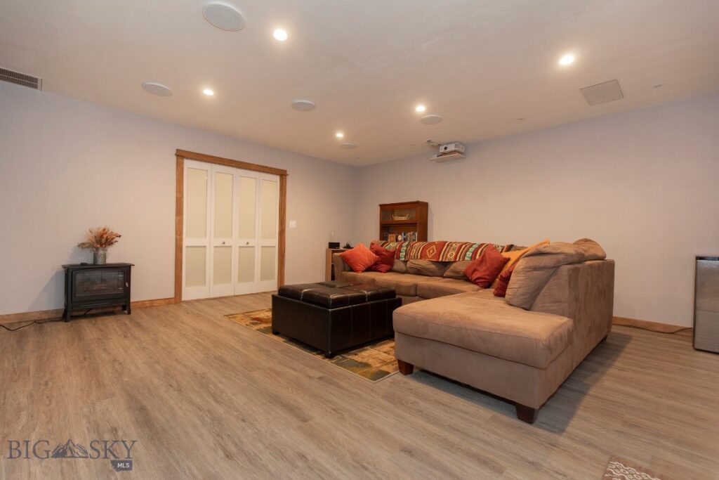 516 Circle F Trail, Bozeman MT 59718