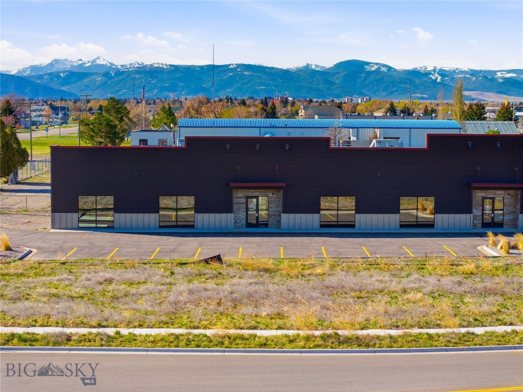 2777 N 7th Avenue, Bozeman MT 59715
