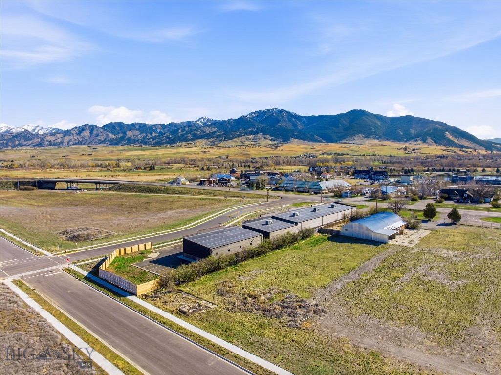 2777 N 7th Avenue, Bozeman MT 59715