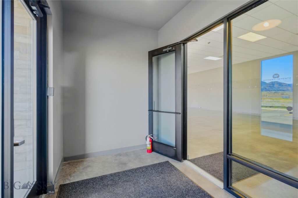 2777 N 7th Avenue, Bozeman MT 59715