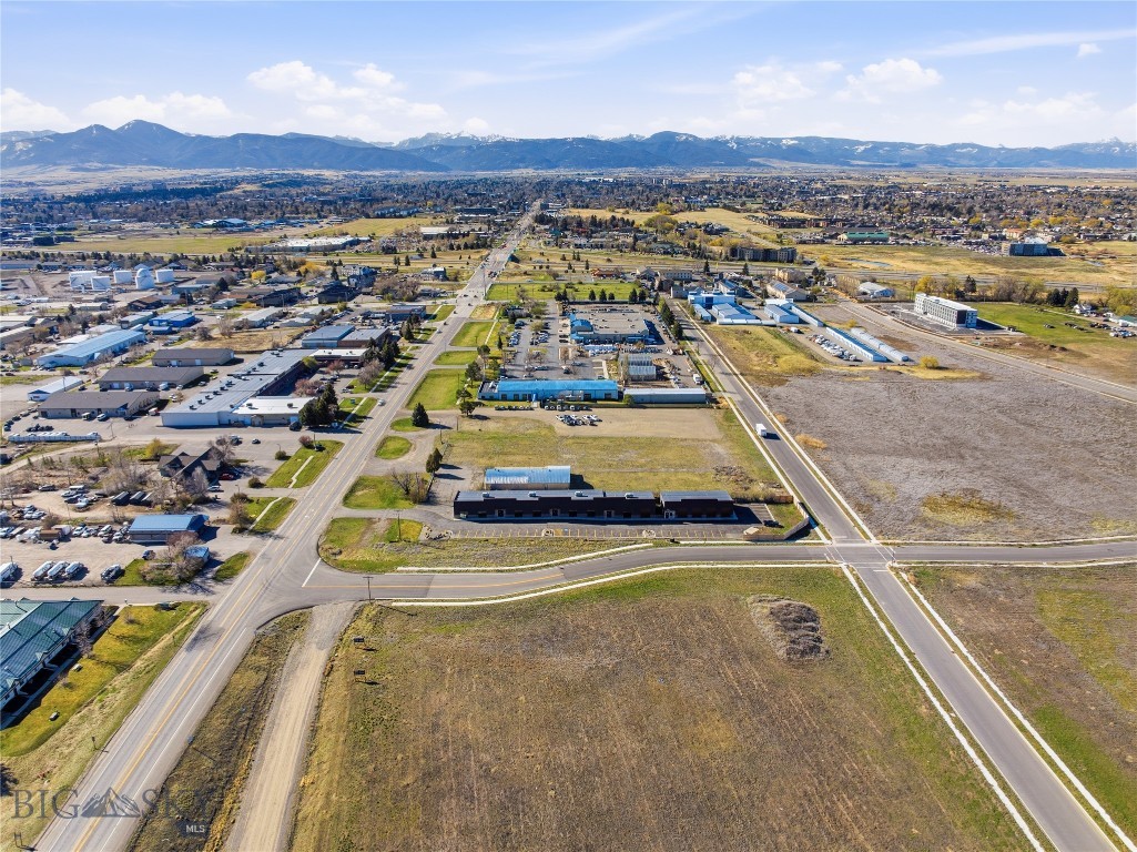 2777 N 7th Avenue, Bozeman MT 59715