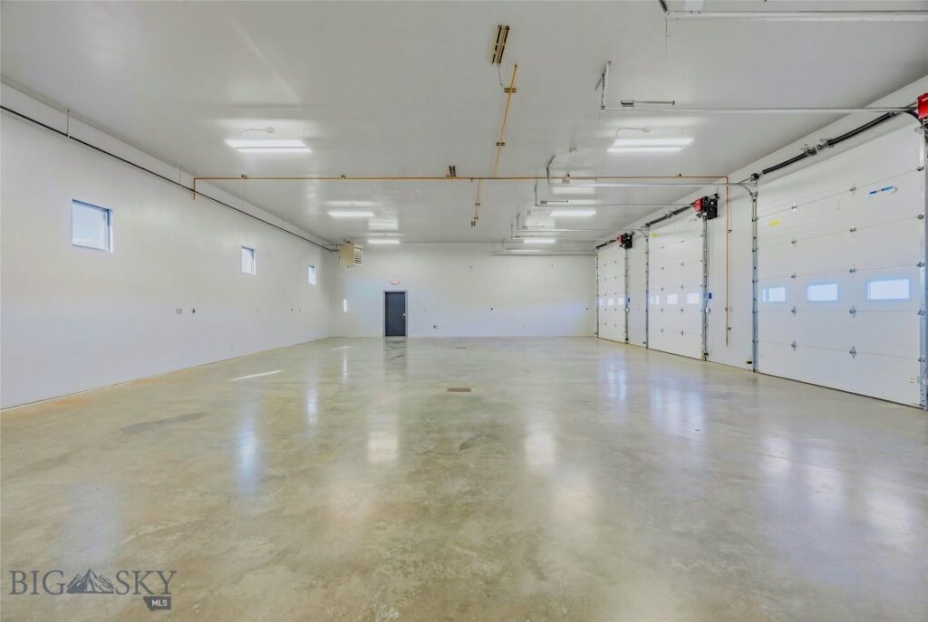 2777 N 7th Avenue, Bozeman MT 59715