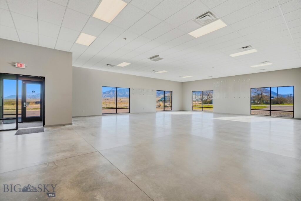 2777 N 7th Avenue, Bozeman MT 59715