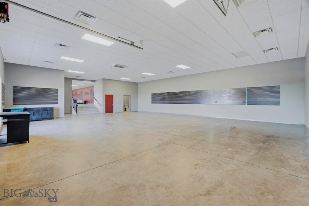 2777 N 7th Avenue, Bozeman MT 59715