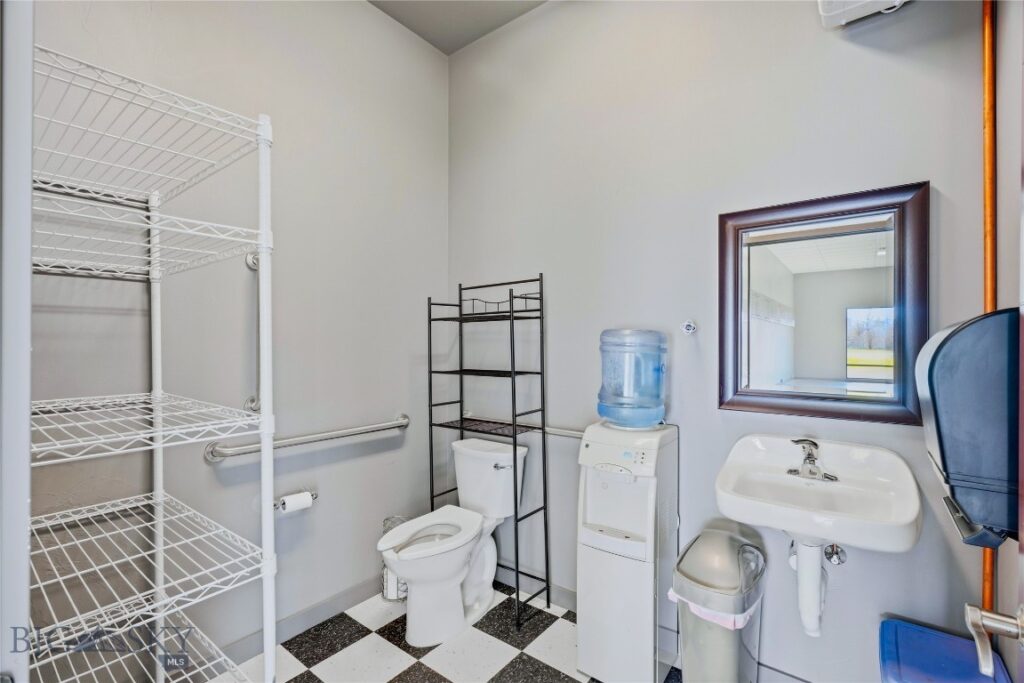 2777 N 7th Avenue, Bozeman MT 59715