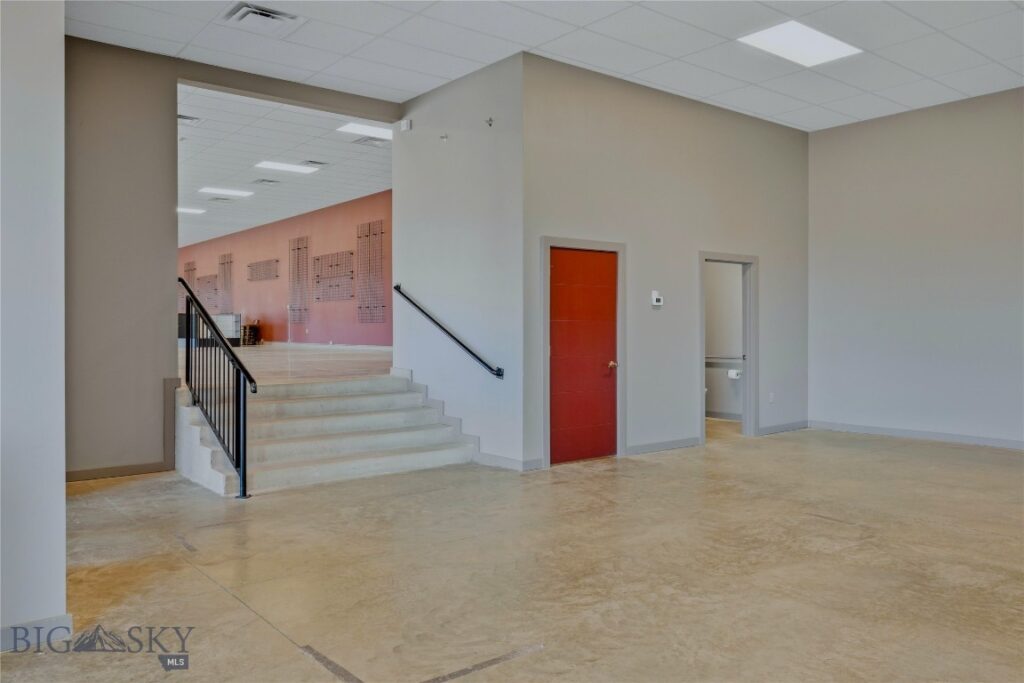 2777 N 7th Avenue, Bozeman MT 59715