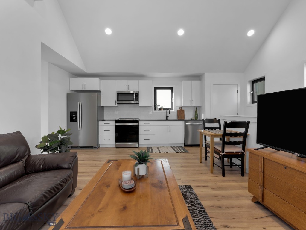 2842 Tierra Lane, Bozeman MT 59718