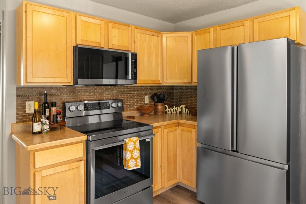 2942 Warbler Way, Bozeman MT 59718
