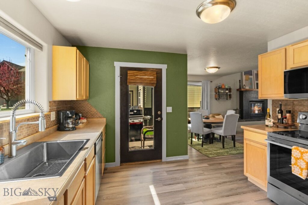 2942 Warbler Way, Bozeman MT 59718