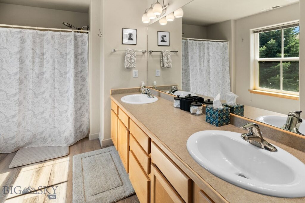 2942 Warbler Way, Bozeman MT 59718