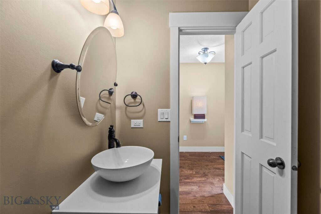 1657 S Black Avenue, Bozeman MT 59715