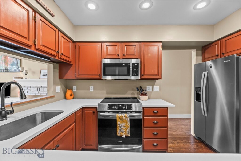 1657 S Black Avenue, Bozeman MT 59715