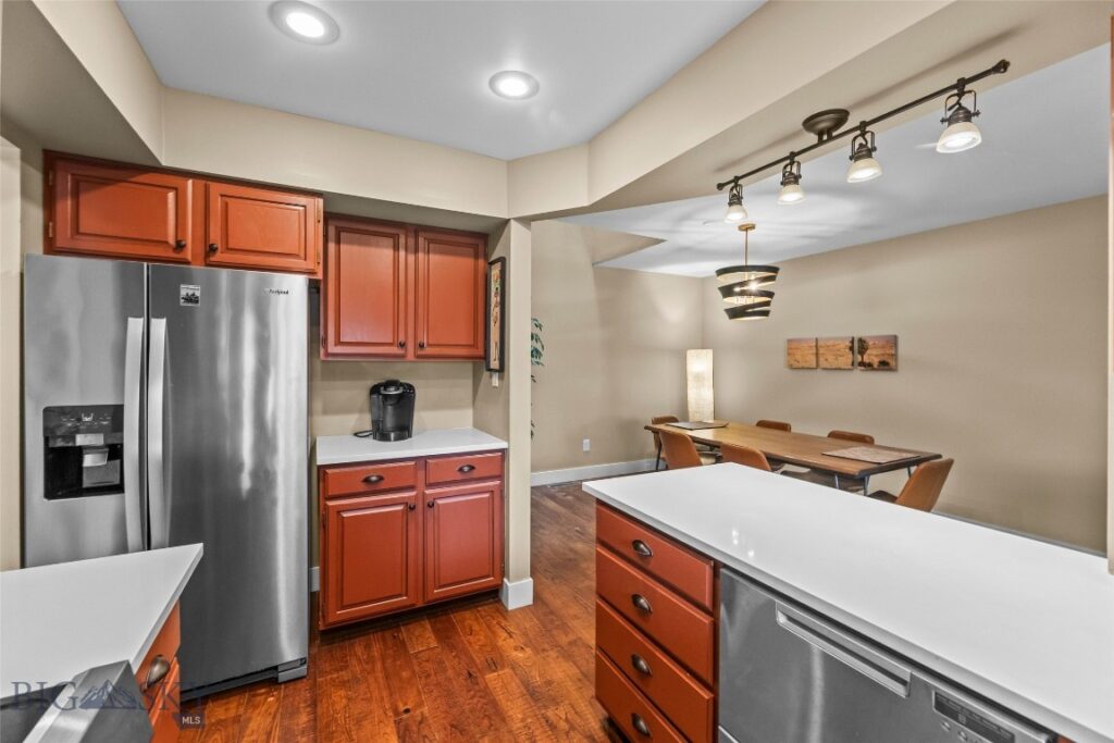 1657 S Black Avenue, Bozeman MT 59715
