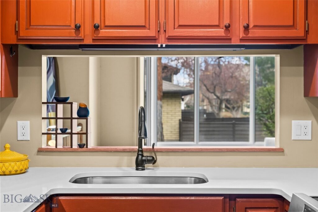 1657 S Black Avenue, Bozeman MT 59715