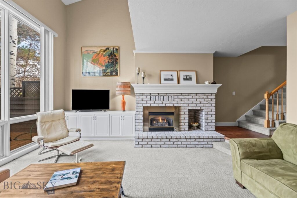 1657 S Black Avenue, Bozeman MT 59715