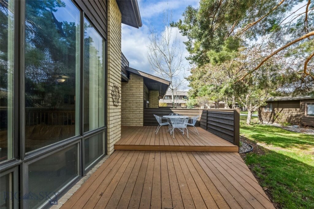 1657 S Black Avenue, Bozeman MT 59715