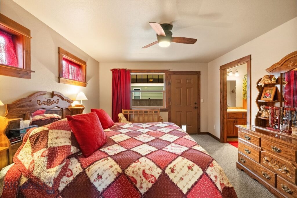 4784 Triumph Street, Bozeman MT 59718