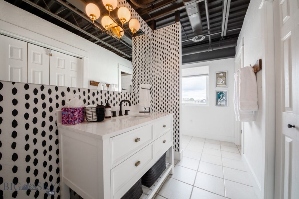 3701 Trakker Trail, Bozeman MT 59718