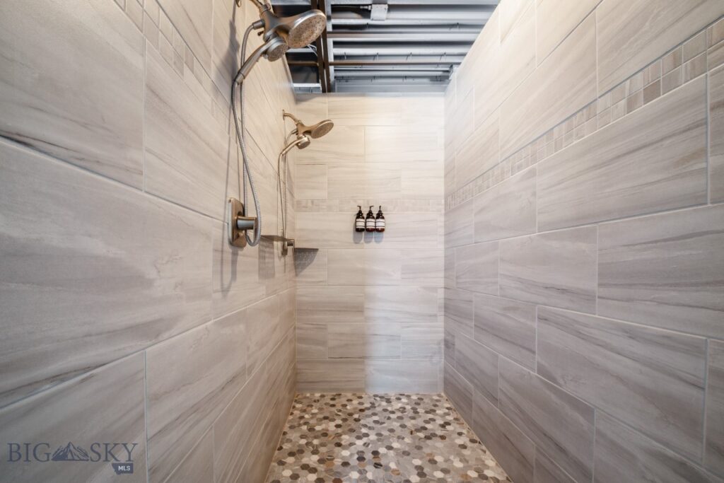 3701 Trakker Trail, Bozeman MT 59718