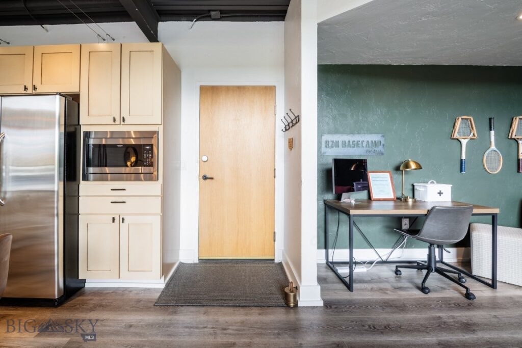 3701 Trakker Trail, Bozeman MT 59718