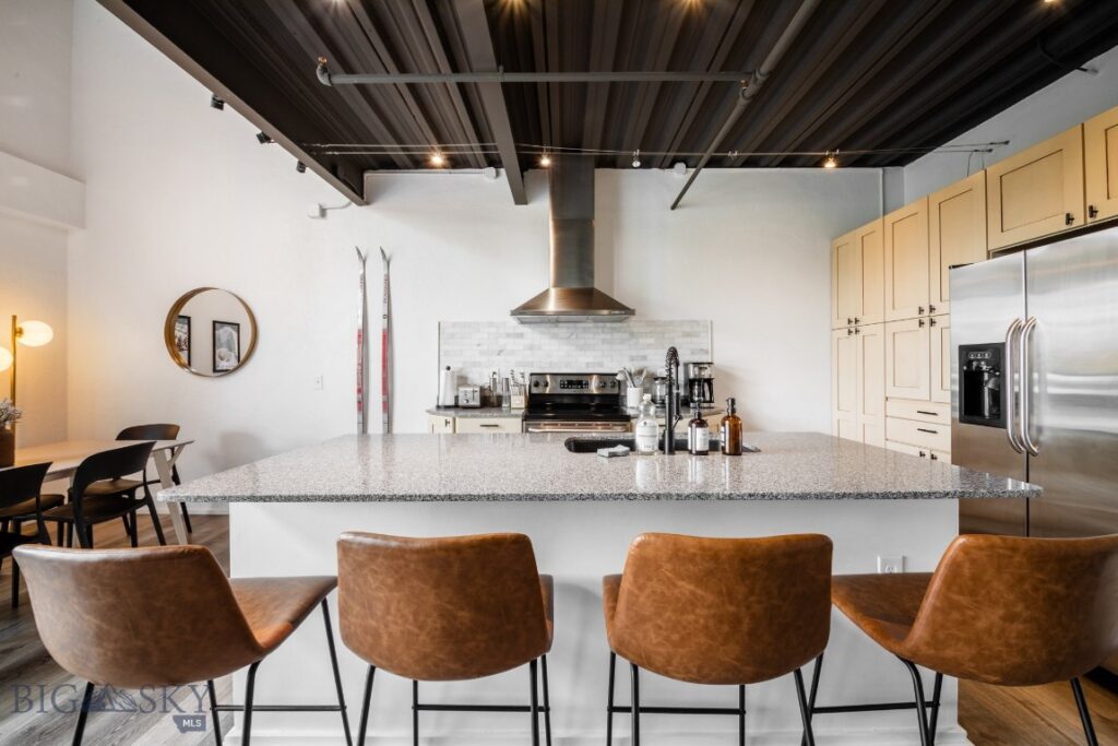 3701 Trakker Trail, Bozeman MT 59718