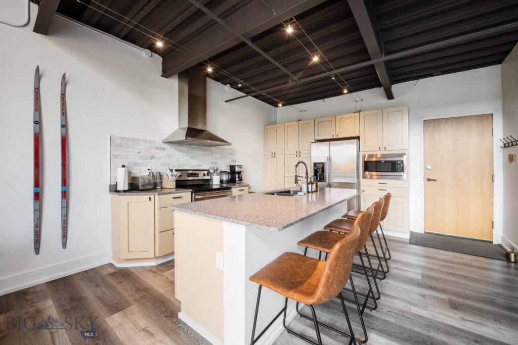 3701 Trakker Trail, Bozeman MT 59718