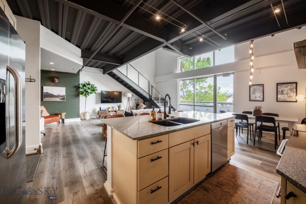 3701 Trakker Trail, Bozeman MT 59718