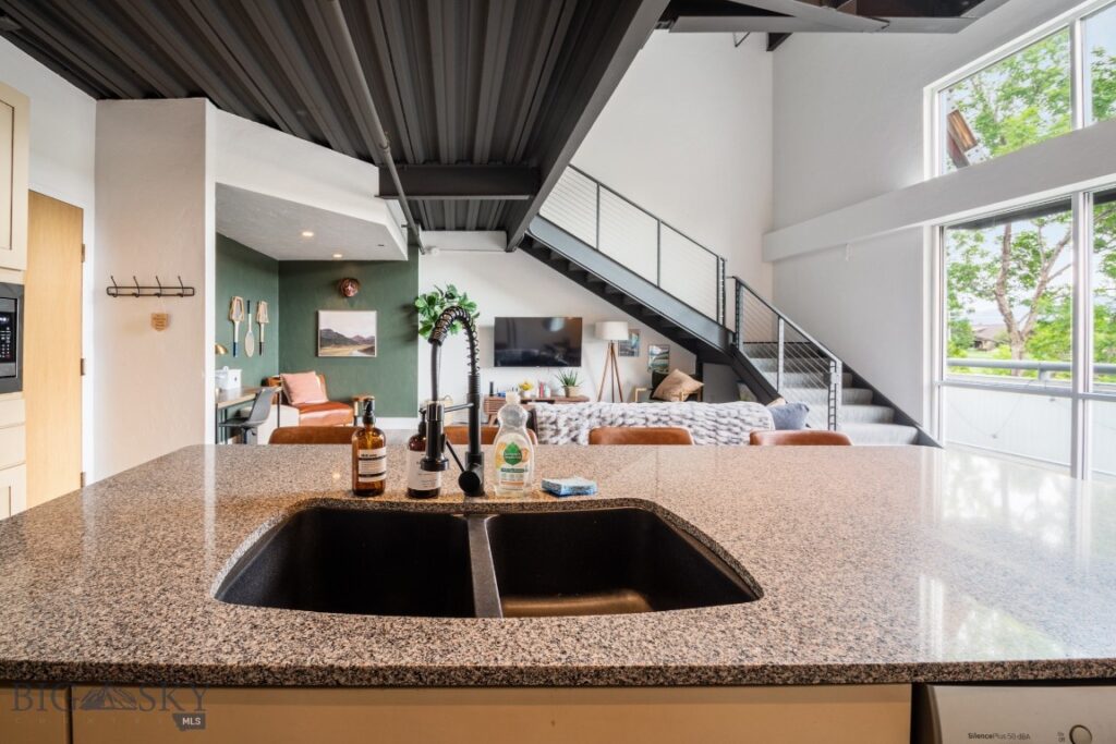 3701 Trakker Trail, Bozeman MT 59718