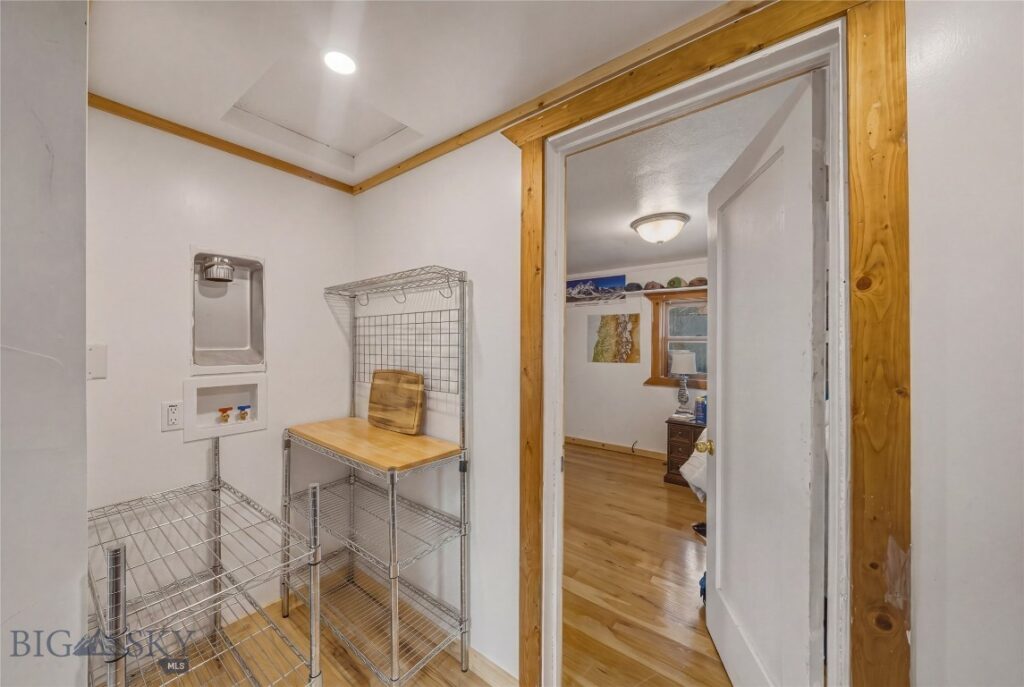 407 S 10th Avenue, Bozeman MT 59715