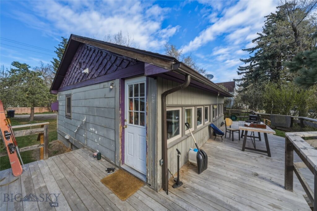 407 S 10th Avenue, Bozeman MT 59715