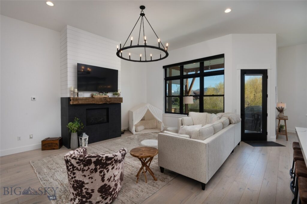 1956 Vaquero Parkway, Bozeman MT 59718