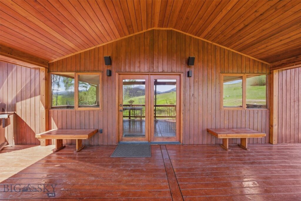 761 Sunny Bear Road, Bozeman MT 59715