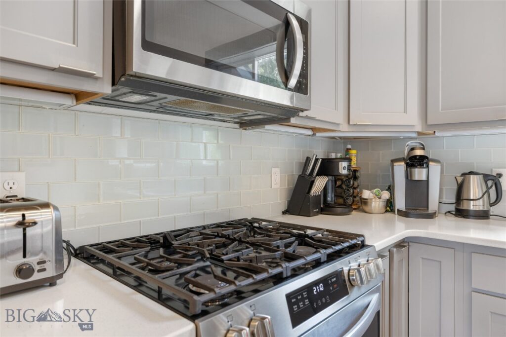 26 Locomotive Loop, Bozeman MT 59718