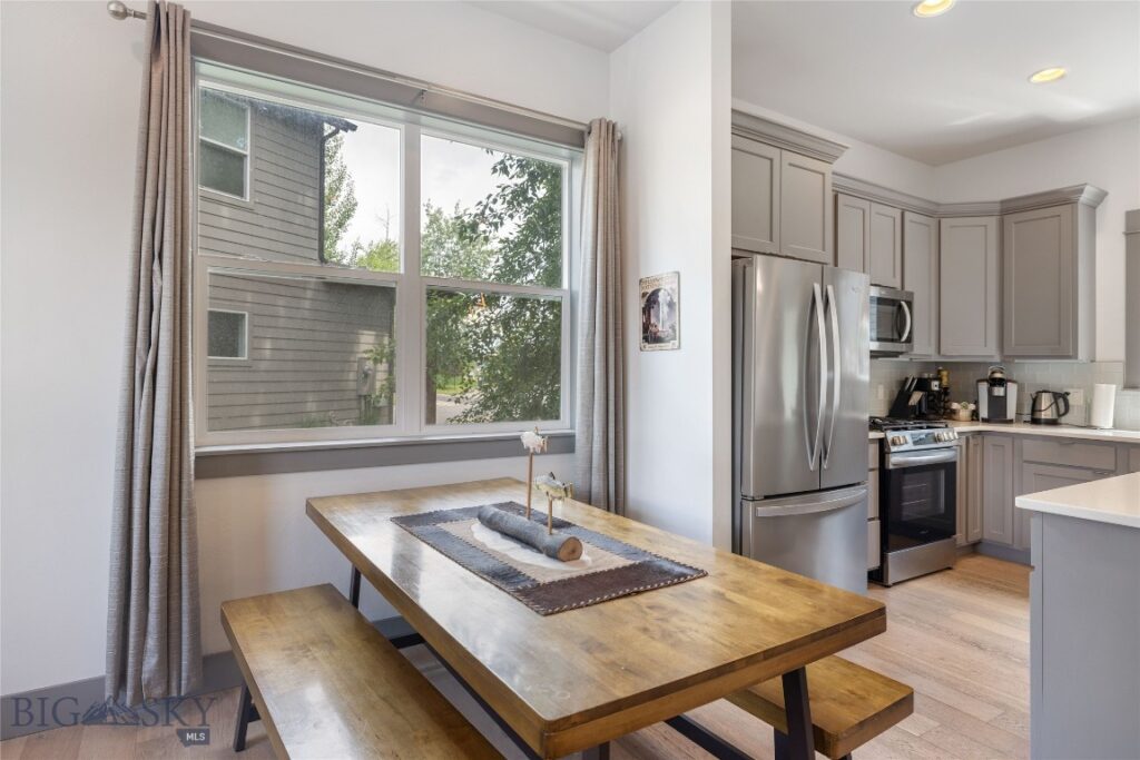 26 Locomotive Loop, Bozeman MT 59718