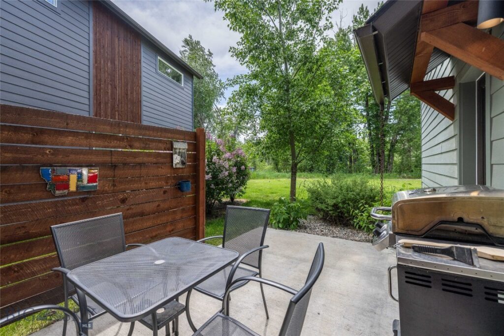 26 Locomotive Loop, Bozeman MT 59718