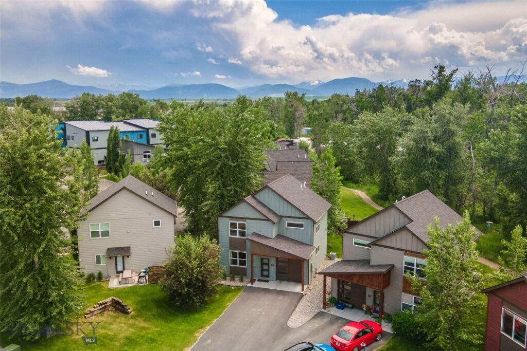 26 Locomotive Loop, Bozeman MT 59718